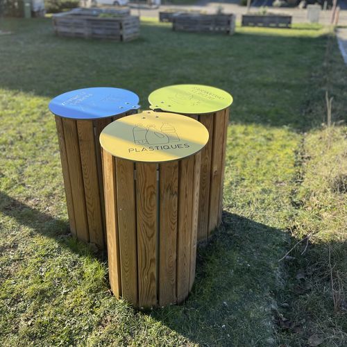 Poubelle publique - 627 945-01 - Rondino - de tri sélectif / en pin / avec couvercle