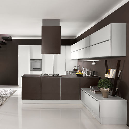 Cuisine contemporaine - VOLARE - ARAN Cucine - en placage de bois / avec îlot / ronde