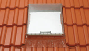 Fenêtre de toit en aluminium - Monier Braas - à projection / à double vitrage / à coupure thermique