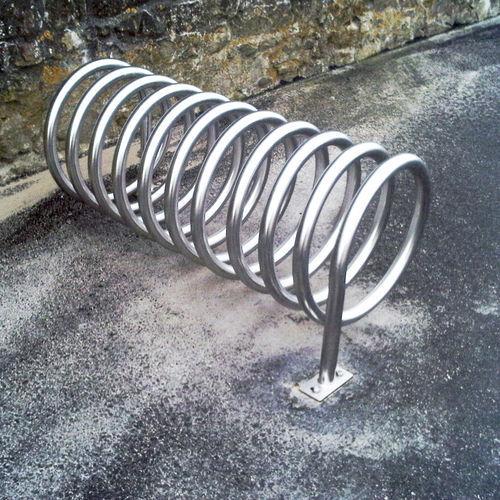 Range-vélo au sol - SPIRALE - FRANCE INOX INDUSTRIE - horizontal / pour espace public / en inox