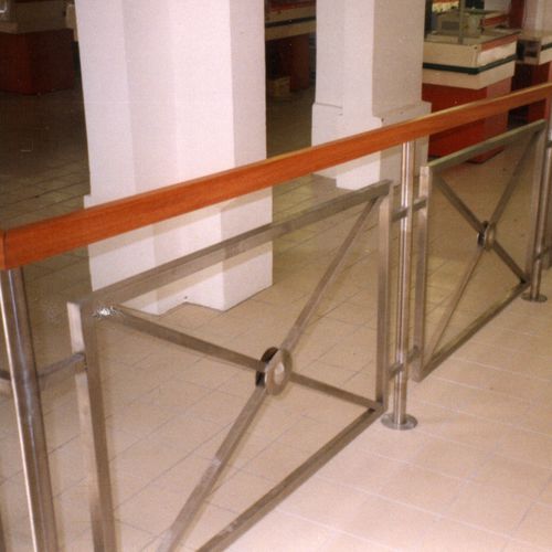 Barrière de protection - BORA - FRANCE INOX INDUSTRIE - fixe / en inox / en bois