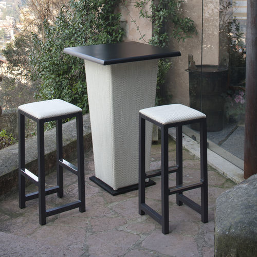 Tabouret de bar contemporain - QUADRO - Antiga Primo-Secondo & C. - en tissu / avec piètement en aluminium / 4 pieds