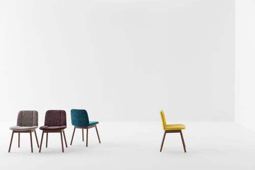 Chaise contemporaine - HIPPY - Billiani - d'intérieur / en bois teinté / en hêtre