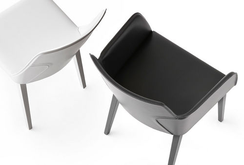 Chaise contemporaine - NED - Bross Italia - en bois massif / en cuir / tapissée