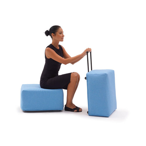 Pouf contemporain - Jet - Campeggi - en tissu / carré / à roulettes