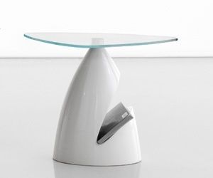 Table basse design original - ZAC - Compar - en verre / triangulaire / résidentielle