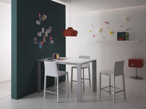 Table contemporaine - SNACK 90 - Compar - en verre / avec piètement en bois laqué / carrée