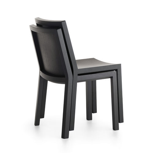 Chaise contemporaine - BIANCA  - Crassevig - d'intérieur / en contreplaqué moulé / avec piètement en bois massif