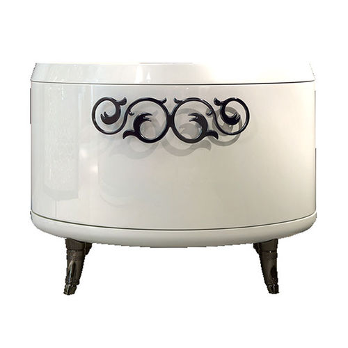 Table de chevet classique - SARAYA B 607 - Elledue srl - en bois laqué / avec piètement en bois / ovale
