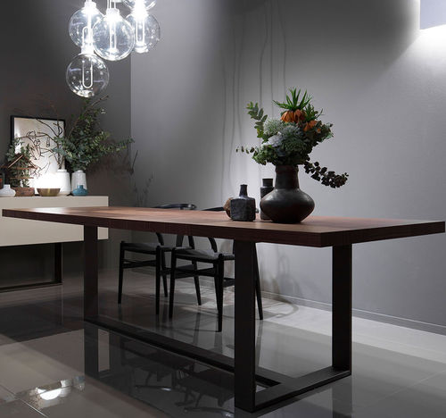 Table contemporaine - OSCAR - Emmebi Industria Mobili - en chêne / en noyer / en frêne