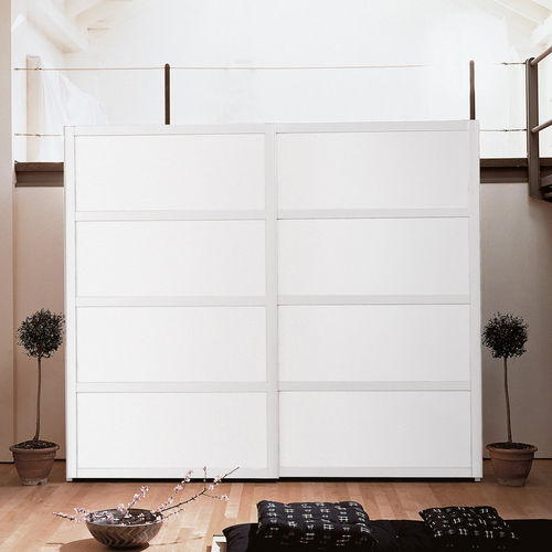 Armoire contemporaine - Yoshida - Emmebi Industria Mobili - en noyer / en bois laqué mat / à porte coulissante
