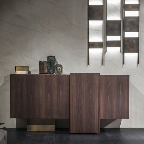 Buffet haut - CONFIDENTIAL - Emmemobili - contemporain / en placage de bois / en laiton