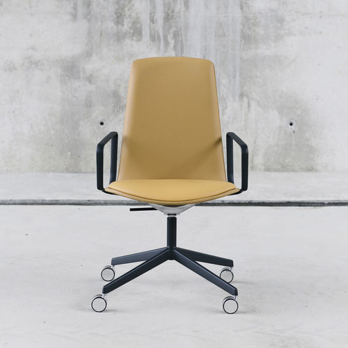 Chaise de bureau contemporaine - LOTTUS CONFERENCE  - Enea - d'intérieur / en tissu / en chêne