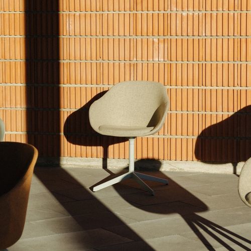 Chaise contemporaine - Lore Confident - Enea - d'intérieur / en tissu / en polypropylène