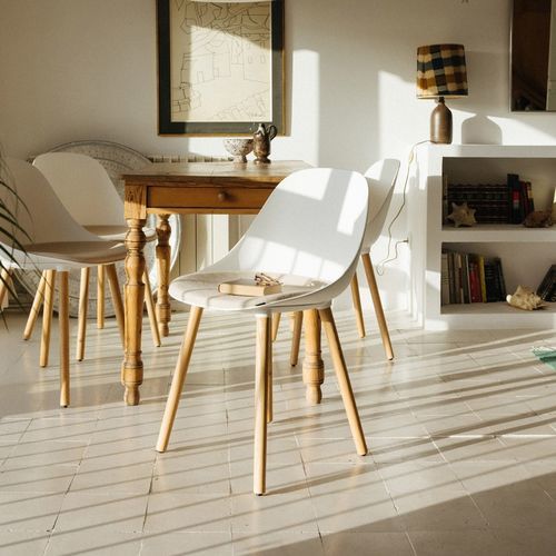 Chaise contemporaine - Mate Wood - Enea - d'intérieur / en tissu / en polypropylène