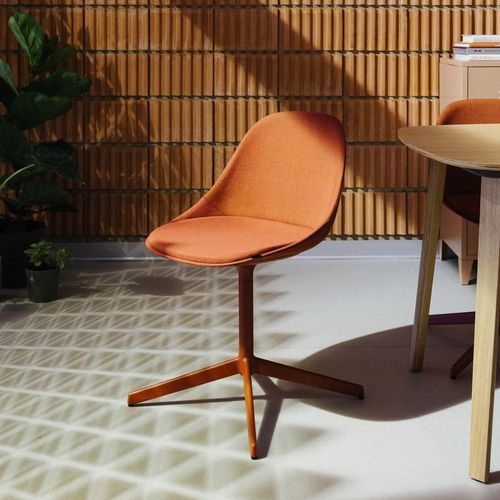 Chaise contemporaine - Mate Confident - Enea - d'intérieur / en tissu / en polypropylène