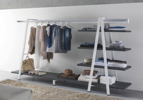 Dressing contemporain - Erba Mobili di Erba Giulio e Alessandro - en bois / modulable