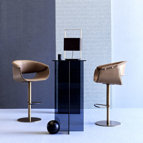 Tabouret contemporain - AIRLUX BAR BT - fasem - en cuir / avec piètement en acier / piètement central