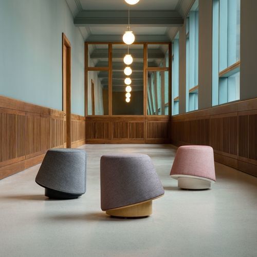 Pouf contemporain - BUZZ - Fenabel- The heart of seating - en tissu / rond / bleu