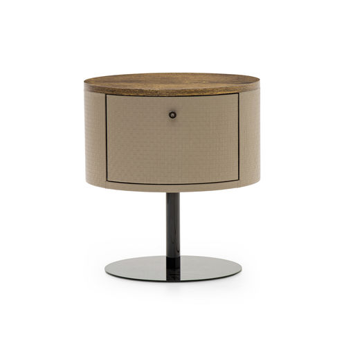 Table de chevet contemporaine - OVERSEAS L - Formitalia Group - en placage de bois / en cuir / avec piètement en métal