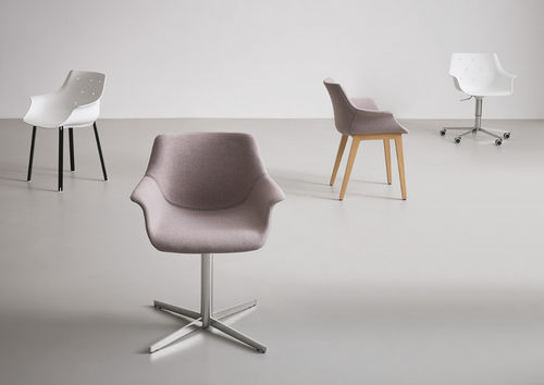 Chaise contemporaine - MORE L - Gaber - en polymère / piètement étoile / pivotante