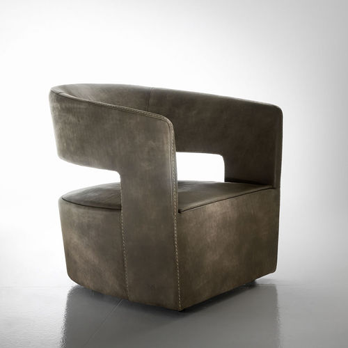 Fauteuil contemporain - GEM - Gamma Arredamenti International - en cuir / beige