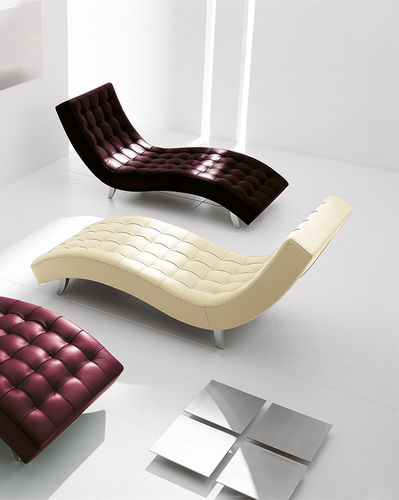 Chaise longue contemporaine - DOLCEVITA - Gurian - en cuir / en fonte d'aluminium / blanche