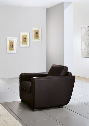 Fauteuil contemporain - ELIOT - Gurian - en cuir / en bois / déhoussable