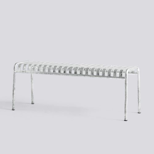 Banc de jardin contemporain - PALISSADE - Hay a/s - en acier galvanisé / par Ronan & Erwan Bouroullec