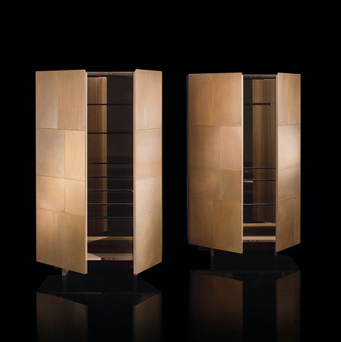 Buffet haut - SLIM SIDE VERTICAL - Henge - contemporain / en laiton / en eucalyptus