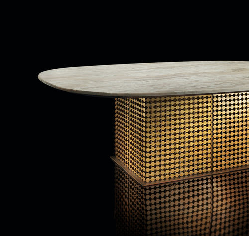 Table contemporaine - PENNY - Henge - en marbre / en laiton / en acier