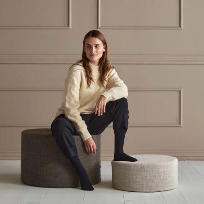 Pouf contemporain - PAUKE - Innovation Randers a/s - en tissu / en cuir / rond