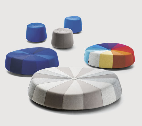 Pouf contemporain - WINDMILL - La Cividina - en tissu / en bois / rond