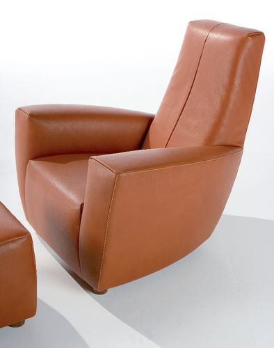 Fauteuil contemporain - LONGA - Label Produkties bv - en cuir / avec repose-pieds / à dossier haut