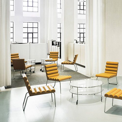 Chauffeuse contemporaine - CHICAGO - Lammhults Möbel AB - en tissu / en cuir / en acier chromé