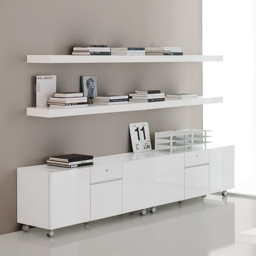 Buffet contemporain - Martex - en bois / en bois laqué / avec étagère