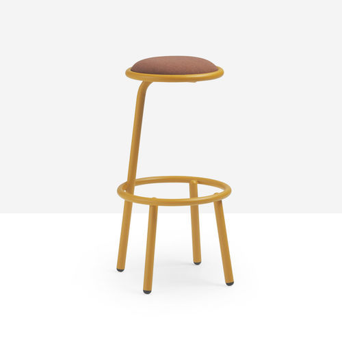 Tabouret de bar design original - Less - MIDJ - en cuir / en tissu / en bois