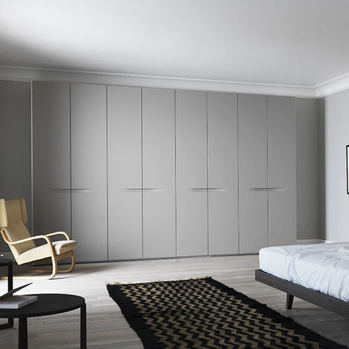 Armoire contemporaine - VELA - SANGIACOMO - en bois laqué brillant / en MDF / en bois laqué mat