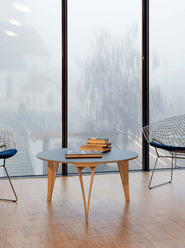 Table basse contemporaine - SPARONDO - Moormann Nils Holger - en bois / ronde / résidentielle