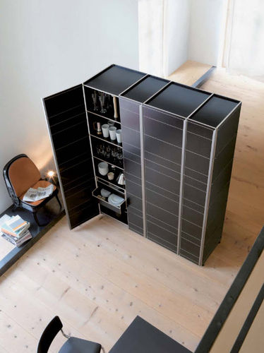 Armoire contemporaine - K1 - Moormann Nils Holger - en bois / à portes battantes