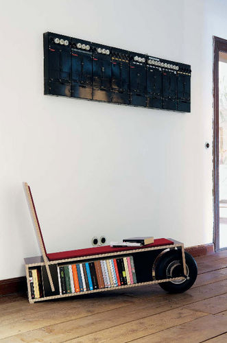 Chaise longue design original - EASY READER - Moormann Nils Holger - en métal