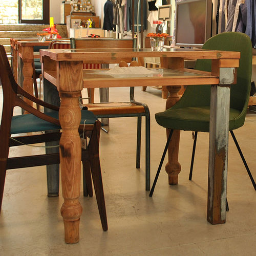Table à manger design original - CYBORG  - NOVO Design Made in Toscana - en verre / avec piètement en fer / avec piètement en bois massif
