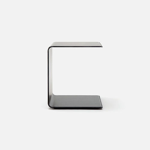 Table d'appoint contemporaine - 940 - Rolf Benz Ag & KG - en cuir / rectangulaire / résidentielle