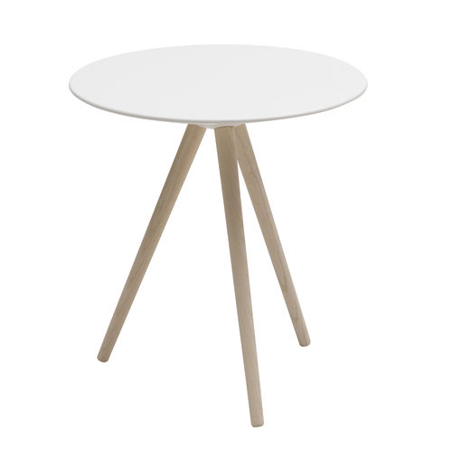 Table d'appoint contemporaine - CIRCOE - SOFTLINE - en frêne / en MDF laqué / ronde