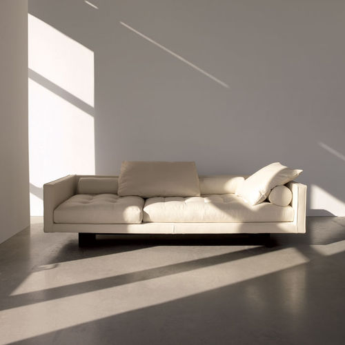 Canapé contemporain - PLAZA - Swan Italia - en tissu / en cuir / 3 places