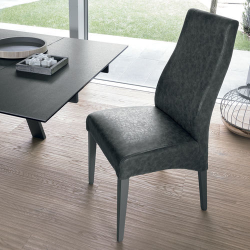 Chaise de salle à manger contemporaine - GINEVRA - Target Point - d'intérieur / en tissu / avec piètement en bois laqué
