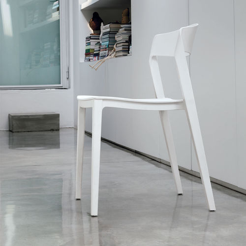 Chaise contemporaine - ALMERIA - Target Point - d'intérieur / d'extérieur / en polypropylène