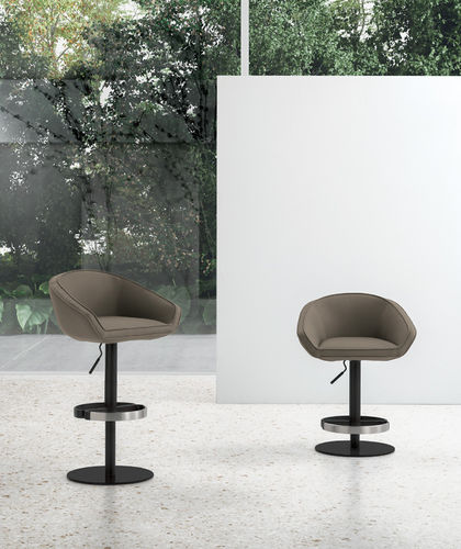 Chaise de bar contemporaine - FLUF - Target Point - d'intérieur / en tissu / avec piètement en métal peint