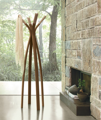 Porte-manteau sur pied - APP - Target Point - contemporain / en métal / en bois