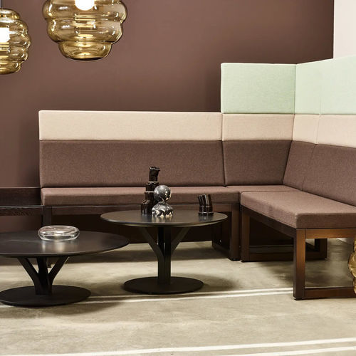 Table basse contemporaine - Bloom 276 - TON a.s. - en chêne / en placage de bois / en hêtre